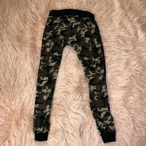 Hot Kiss Pants - Camo Joggers/Leggings Hot Kiss Pants - Camo Joggers/Leggings